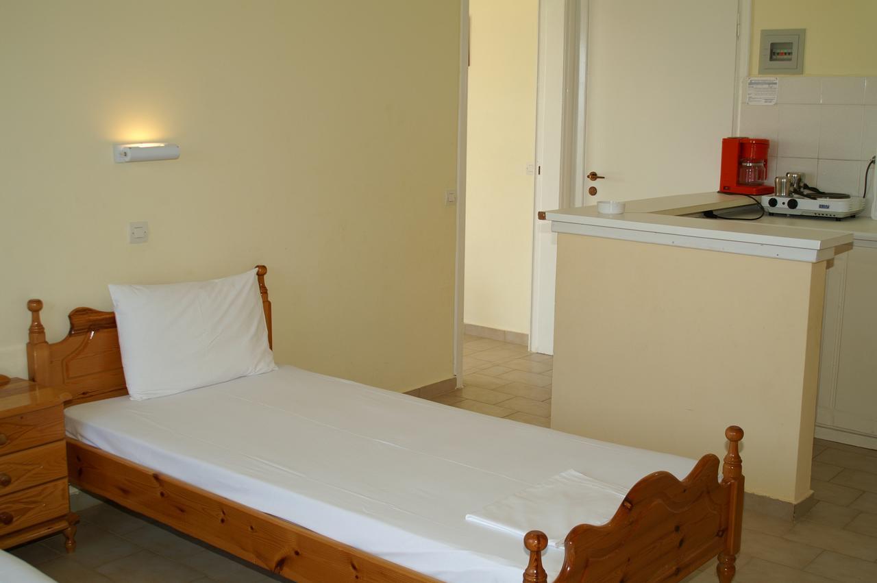 Pansion Tonia Lejlighedshotel Zákynthos by Eksteriør billede