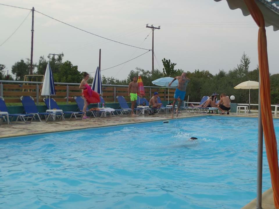 Pansion Tonia Lejlighedshotel Zákynthos by Eksteriør billede
